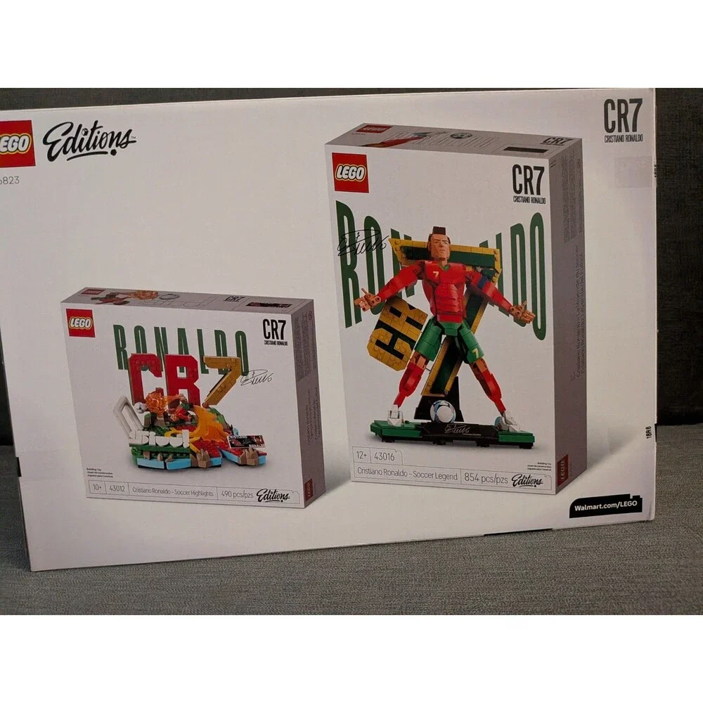 LEGO Editions Cristiano Ronaldo - Collector's Set Co-Pack Building Set Gift